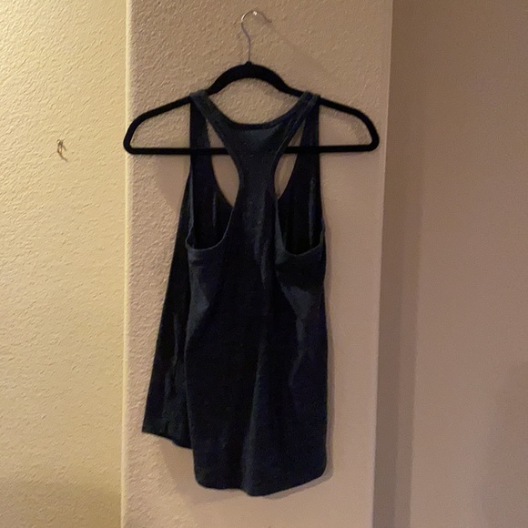 Nike Tank Top - Picture 2 of 3